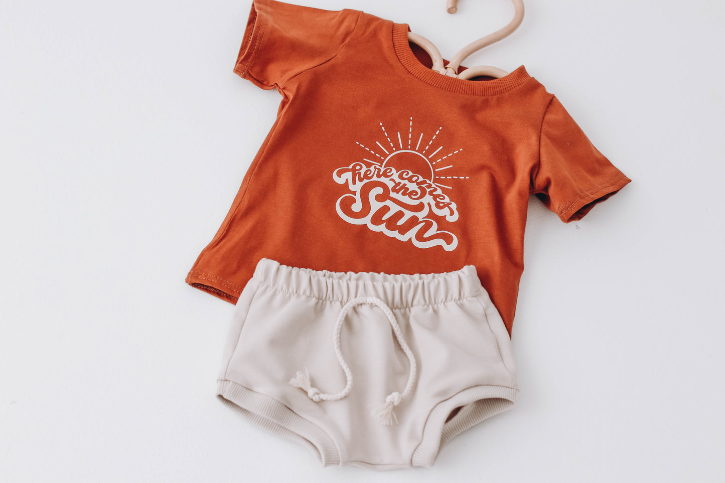 t-shirt 9-12 mths