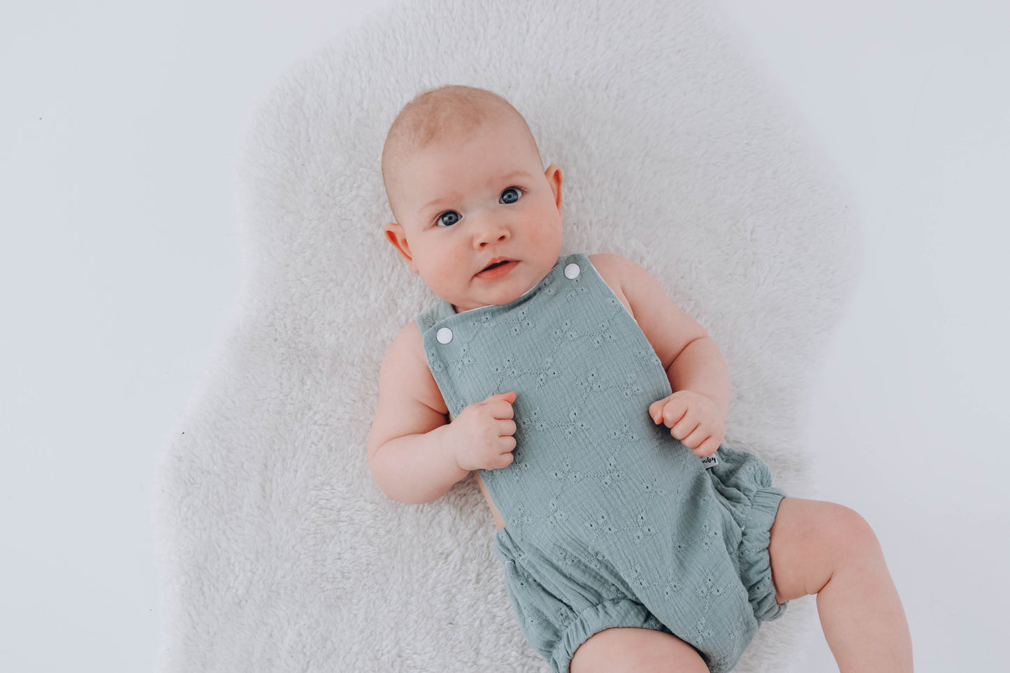 embroidered muslin romper last one! - 3-6 mths