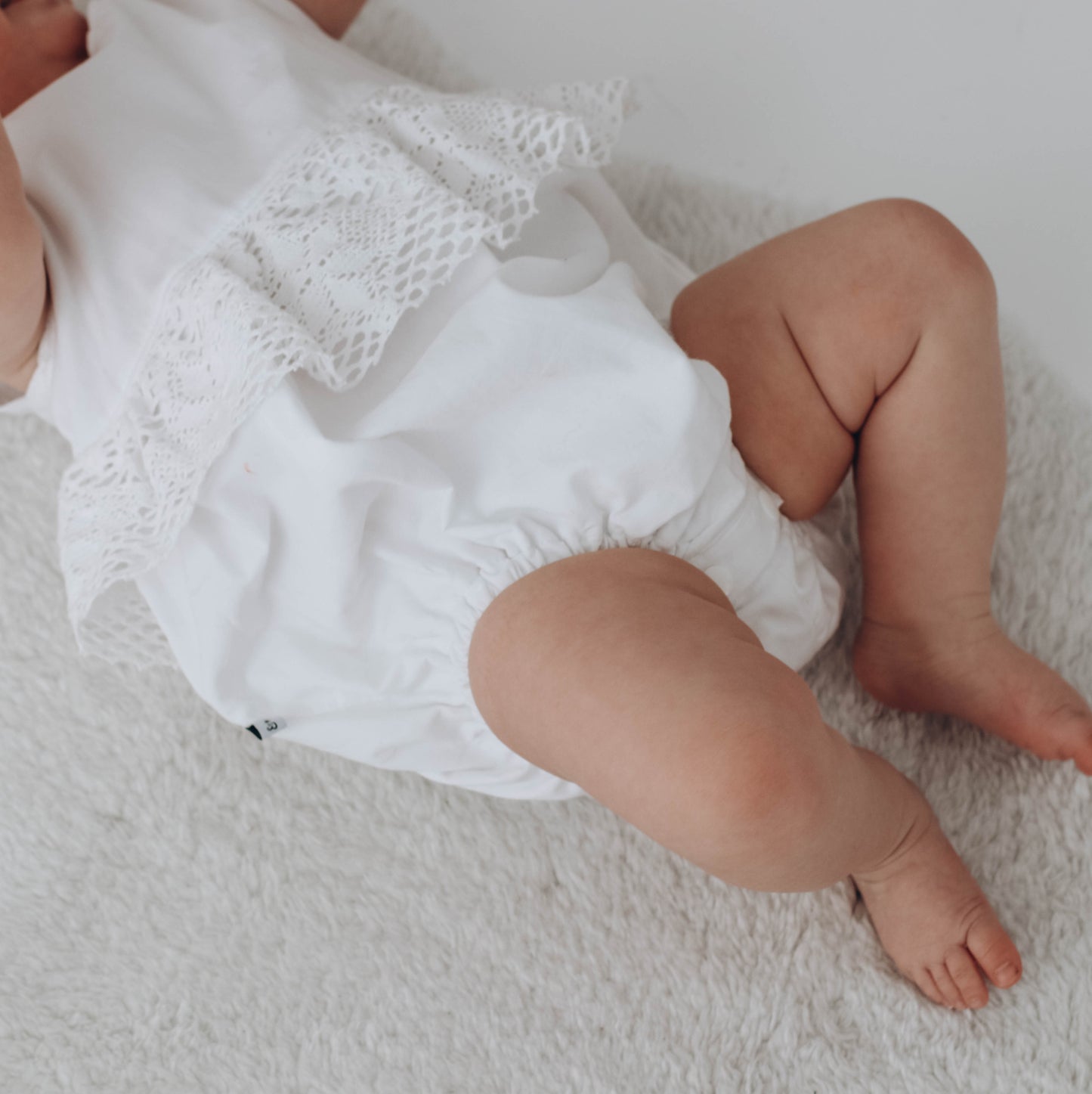 white romper 6-12 mths