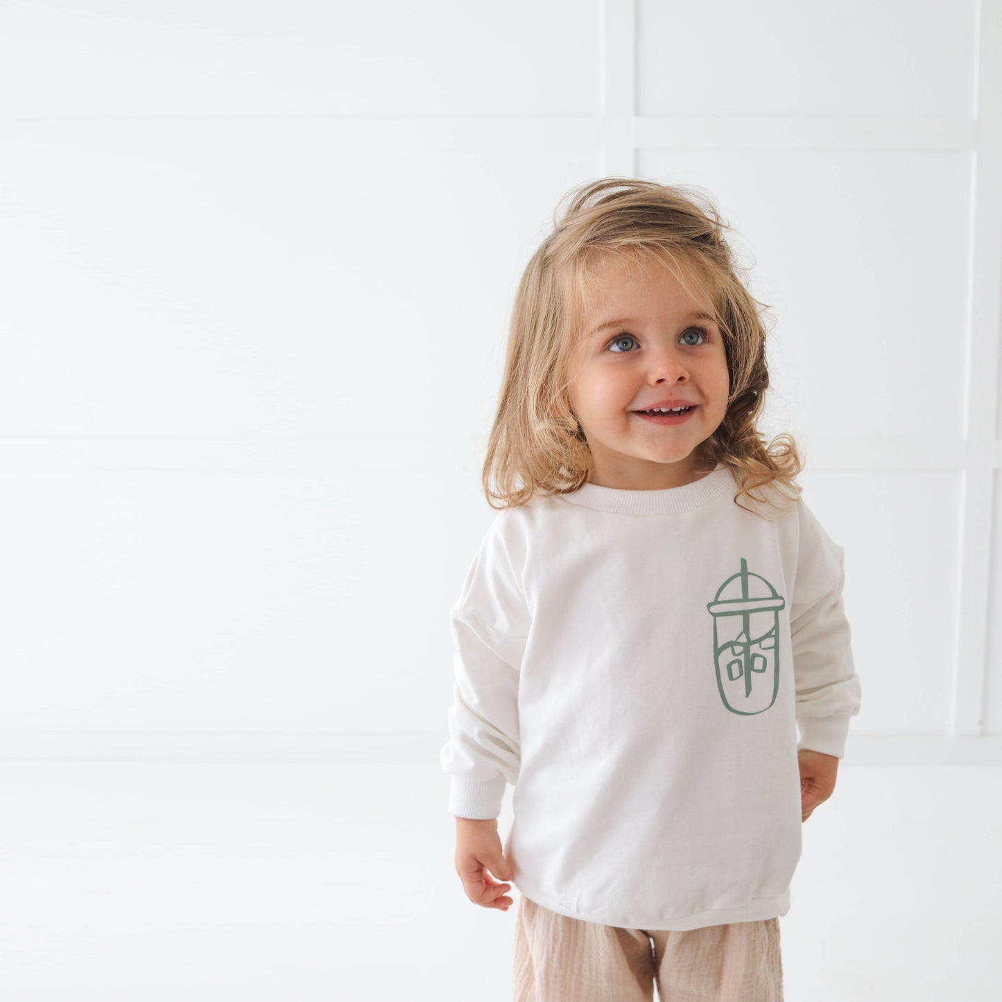 matcha club! vanilla colour sweatshirt with matcha slogan