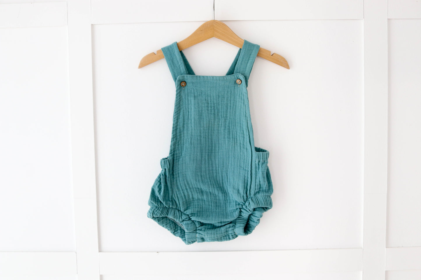 muslin sage green romper 12-18 mths