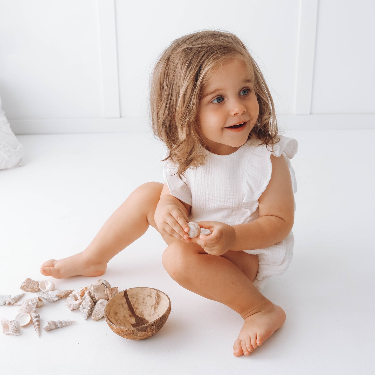 Muslin romper with ruffles - pure white