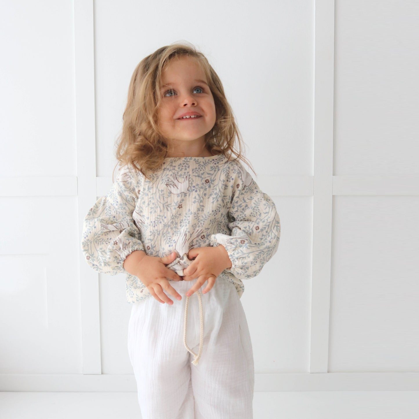 Muslin Blouse with long bubble sleeves