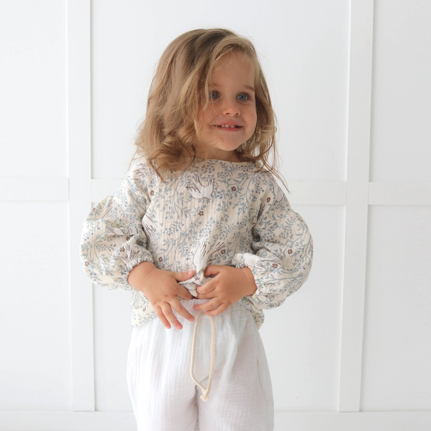Muslin Blouse with long bubble sleeves