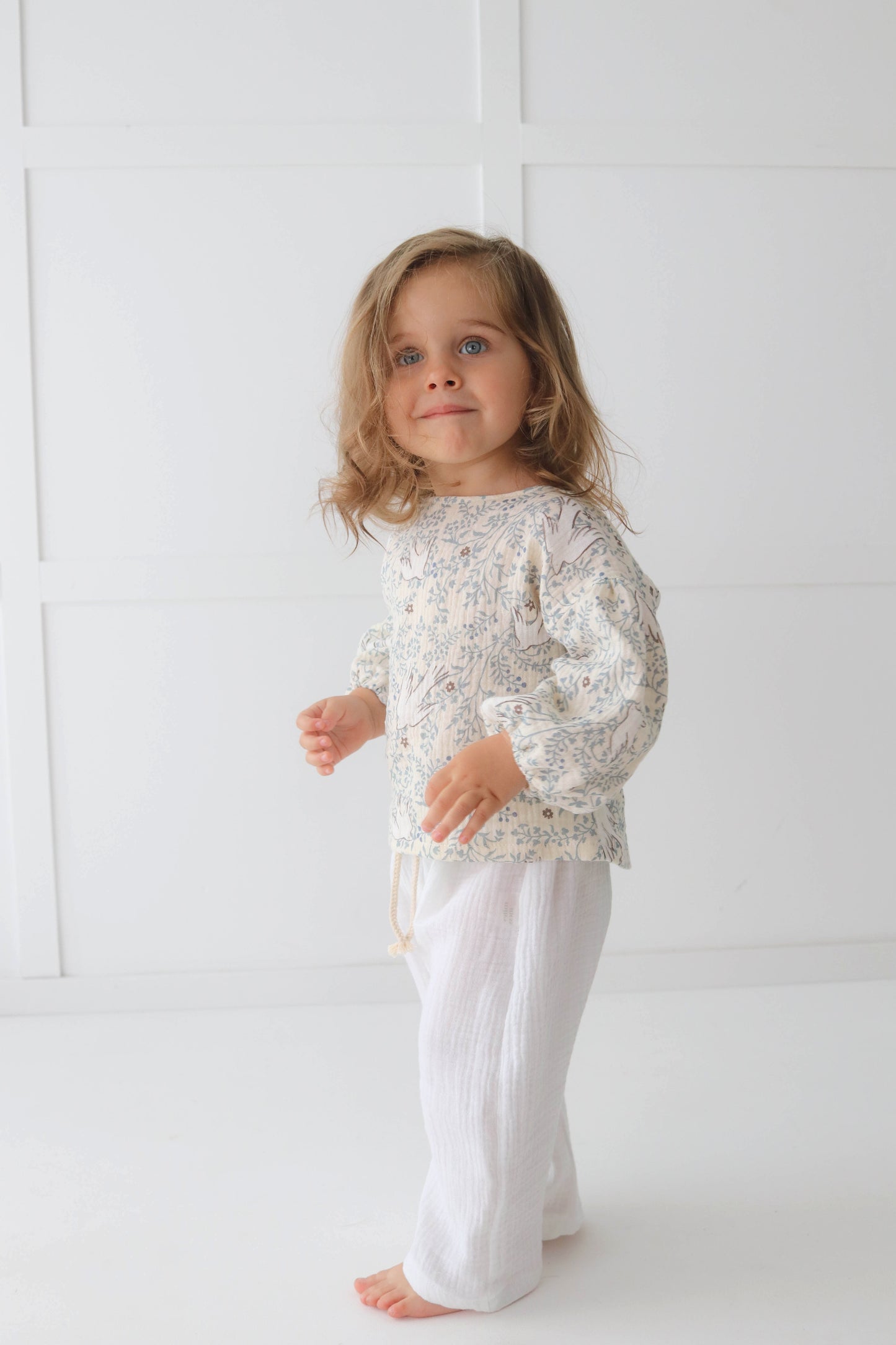 Muslin Blouse with long bubble sleeves