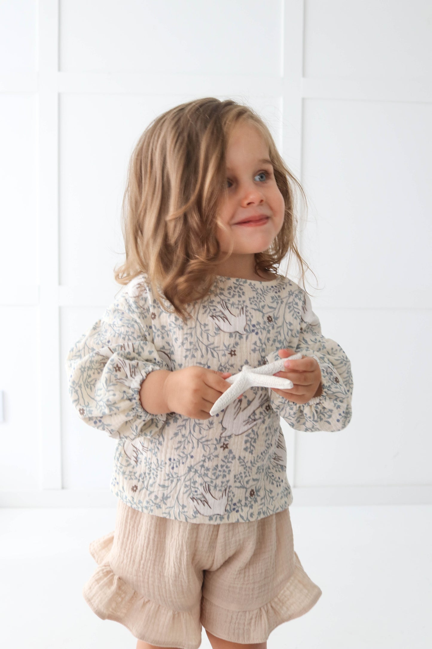 Muslin Blouse with long bubble sleeves