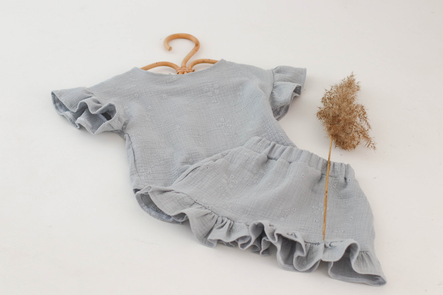 Embroidered muslin skirt