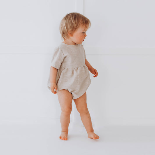 Linen romper with short sleeves